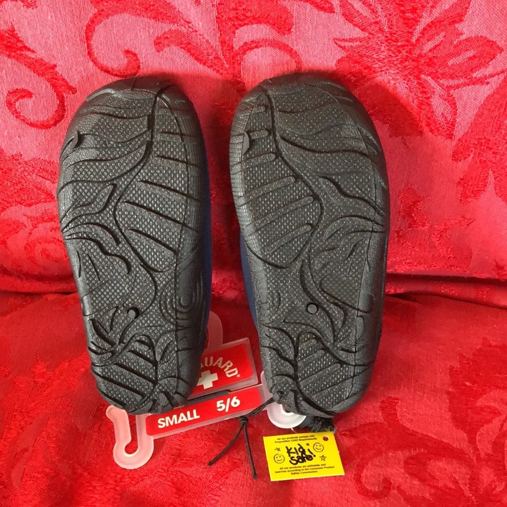 🌵 3/$15 Officially licensed Lifeguard toddler water activity shoes